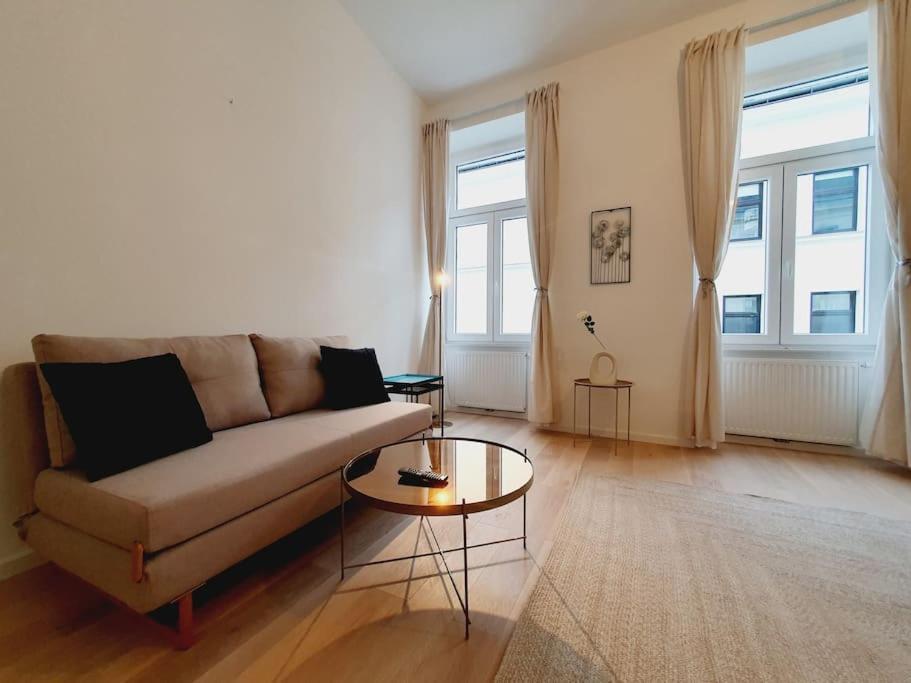 Savoir Vivre Apartments Rosinagasse Wiedeń Zewnętrze zdjęcie